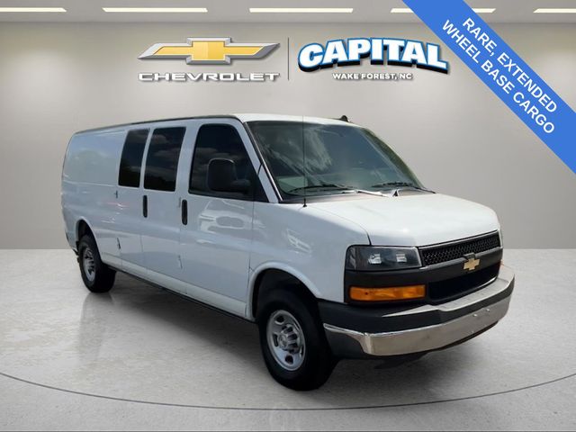 Used 2022 White Chevrolet Work Van image 7