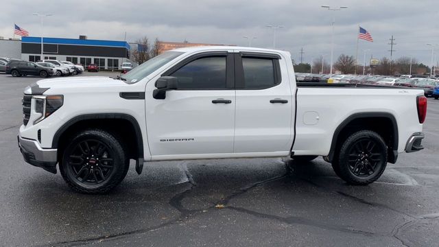 2023 GMC Sierra 1500 Pro 4