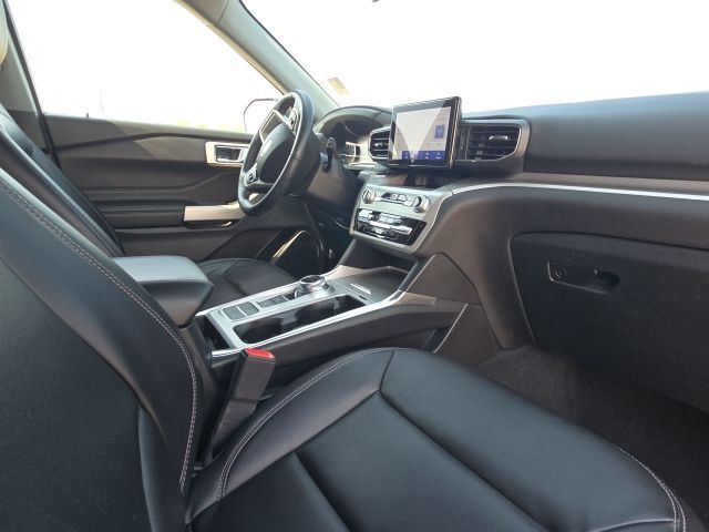 2022 Ford Explorer XLT:168543A