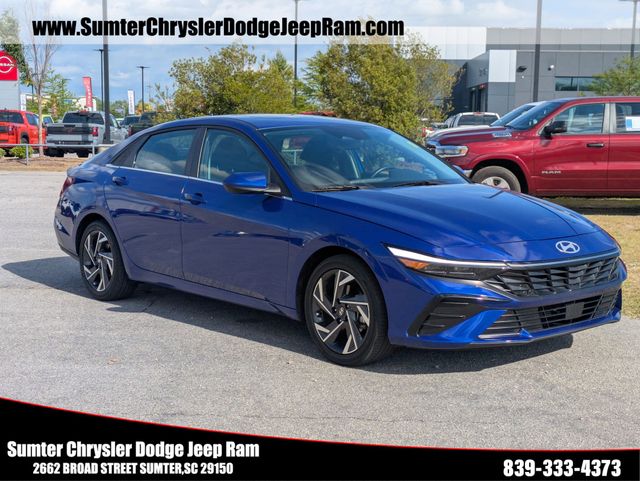Intense Blue 2025 Hyundai Elantra SEL Convenience FWD Sedan Front-Wheel Drive Continuously Variable Transmission