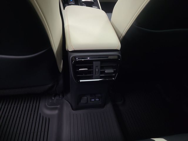 2024 – Lexus – NX