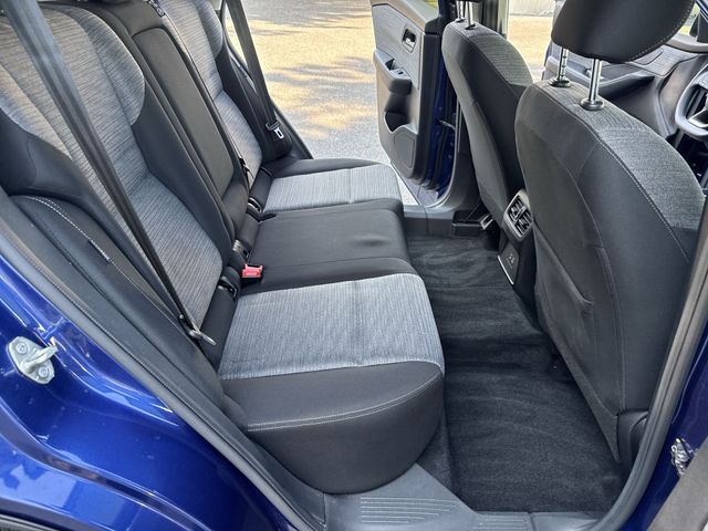 Used 2023 Blue Nissan SV image 11