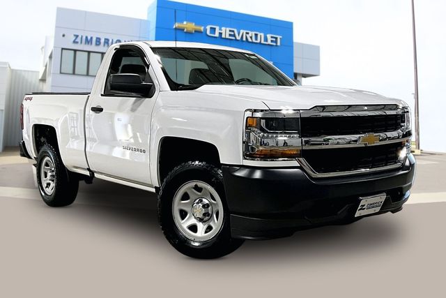 Summit White 2018 Chevrolet Silverado 1500 Pickup Truck Four-Wheel Drive 6-Speed Automatic Overdrive