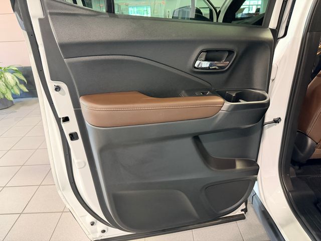 2024 Honda Ridgeline RTL White at Superior Honda