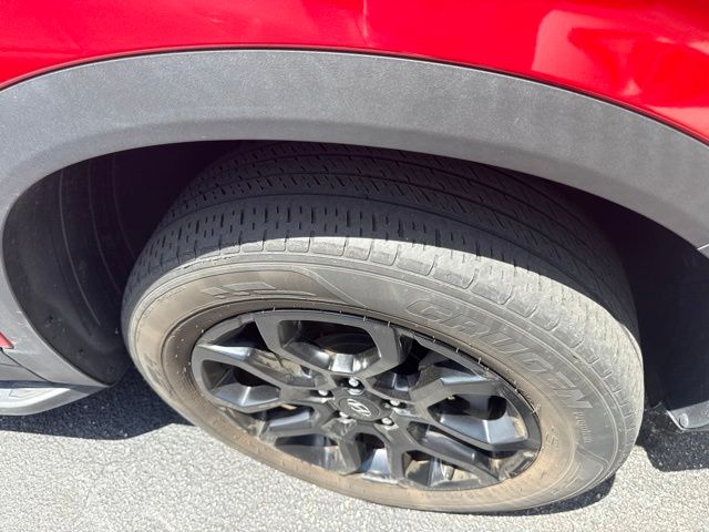 Used 2023 Red Hyundai XRT image 4