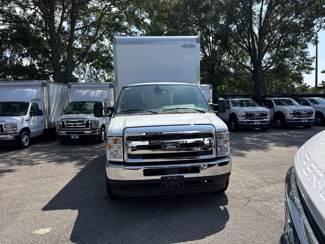 New 2027 White Ford 12FT BOX/RAMP image 3