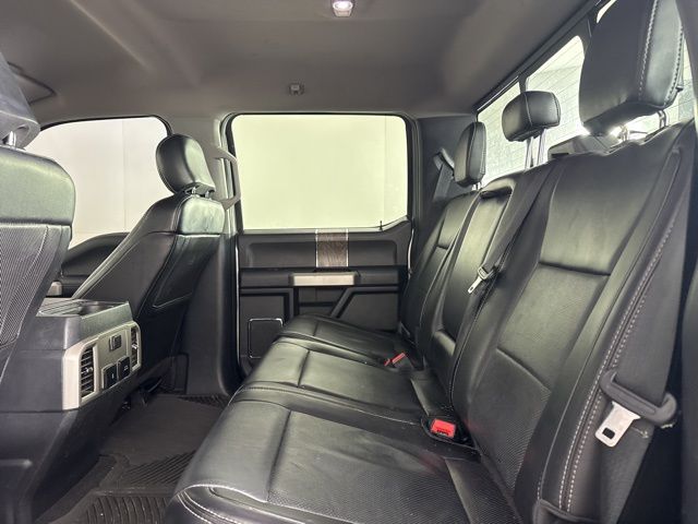 2019 Ingot Silver Metallic Ford Super Duty F-250 SRW Lariat 4X4 Truck