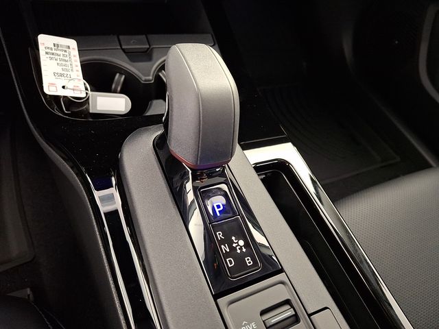 2026 Toyota Prius Plug-in Hybrid XSE Premium - Photo 15
