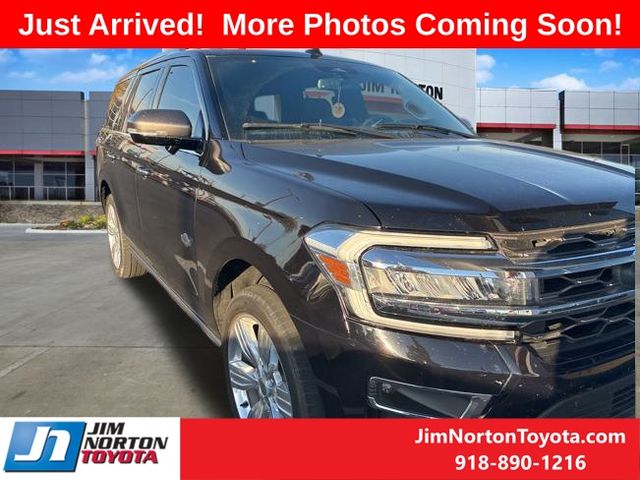 2023 Ford Expedition King Ranch's photo