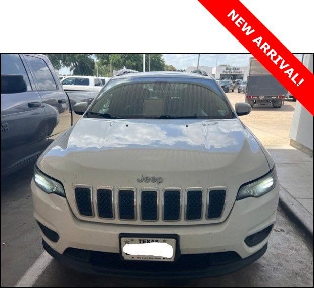 2019 Jeep Cherokee Latitude Plus White at Texan Dodge Chrysler Jeep Ram