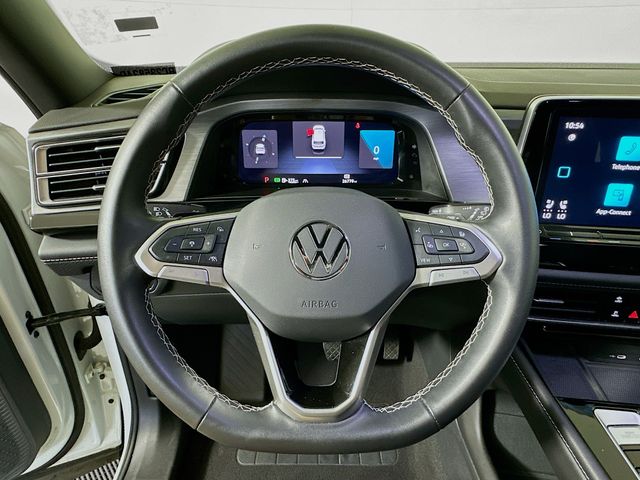 2024 Volkswagen Atlas Cross Sport 2.0T SE w/Technology photo