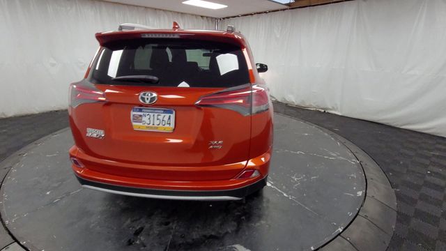 2016 – Toyota – RAV4