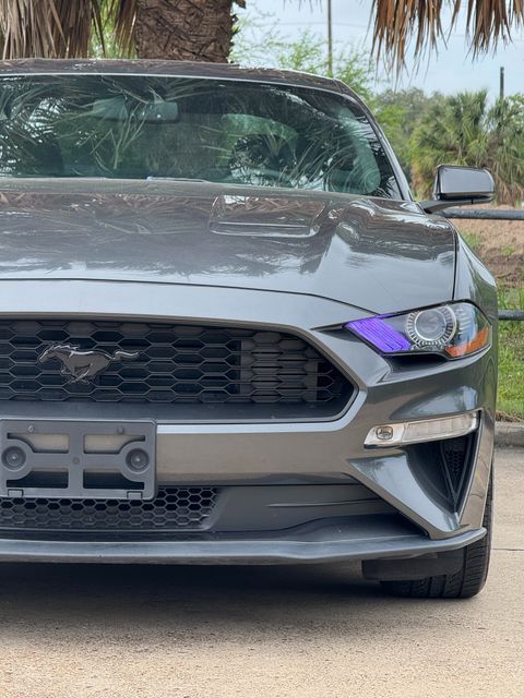 2020 Ford Mustang