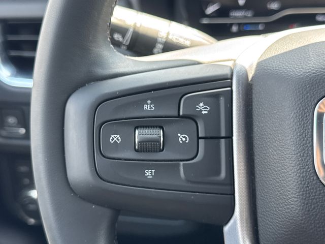 Used 2023 White GMC SLE image 26