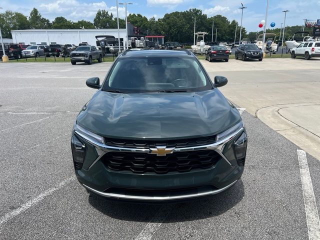 Used 2025 Chevrolet Trax SUV