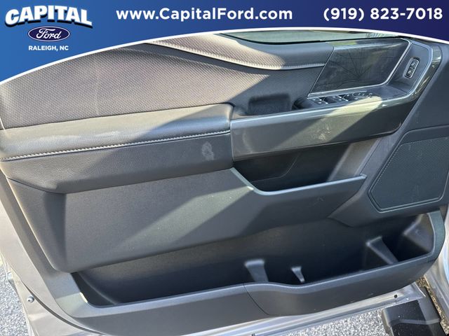 Used 2023 Silver Ford XLT image 20