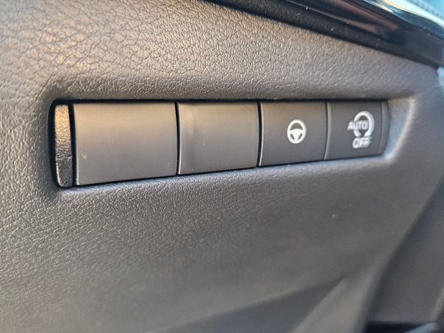 New 2026 Gray Nissan SR image 27