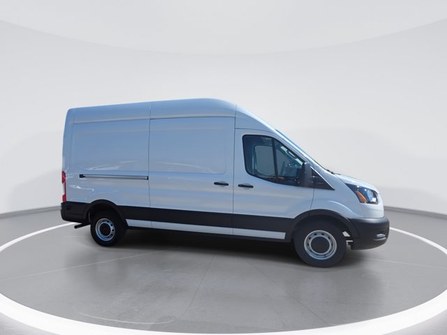 Used 2024 White Ford Base image 2