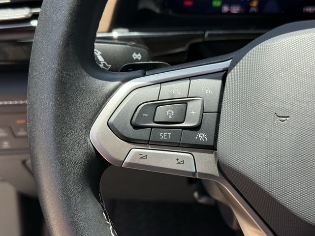 2025 Volkswagen Atlas 2.0T SE w/Technology Black at Gullo Toyota