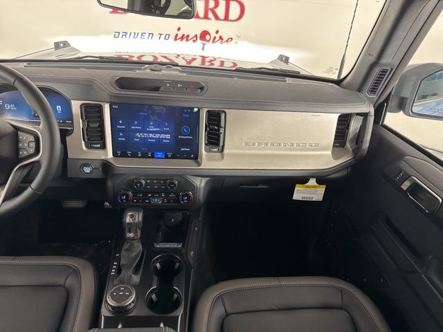 2025 Azure Gray Metallic Tri-Coat Ford Bronco Outer Banks 4X4 SUV