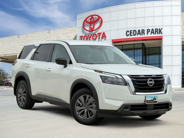 Glacier White 2025 Nissan Pathfinder S FWD SUV / Crossover Front-Wheel Drive 9-Speed Automatic