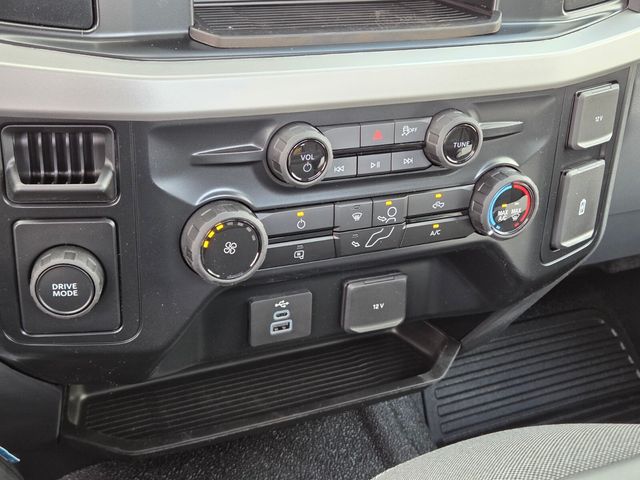 New 2026 Ford Super Duty F-450 Chassis Regular Cab (DRW) 169" Wheelbase XL