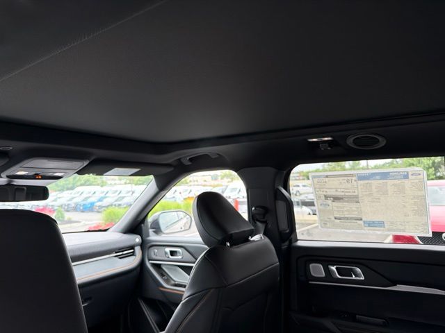 New 2026 Gray Ford Tremor image 8