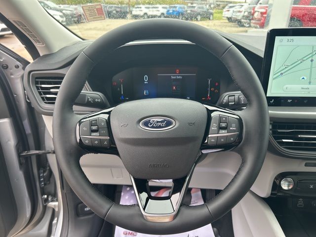 2024 Ford Escape Active 27