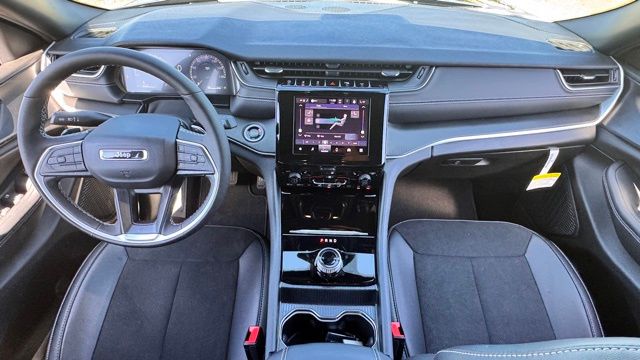 new 2025 Jeep Grand Cherokee L car, priced at $40,968