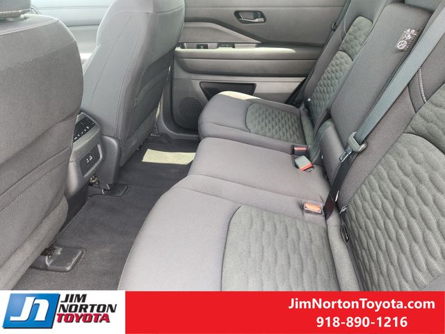 Used 2025 Nissan Pathfinder SUV