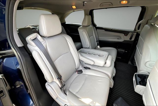 Used 2022 Honda Odyssey Van