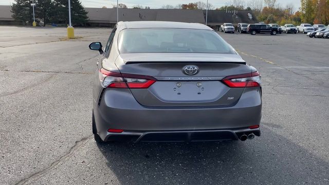 2022 Toyota Camry SE 7