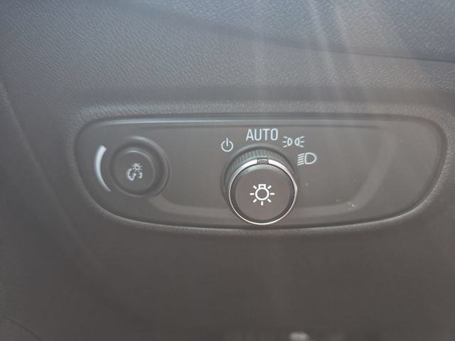 Used 2024 Sterling Gray Metallic Chevrolet LT image 26
