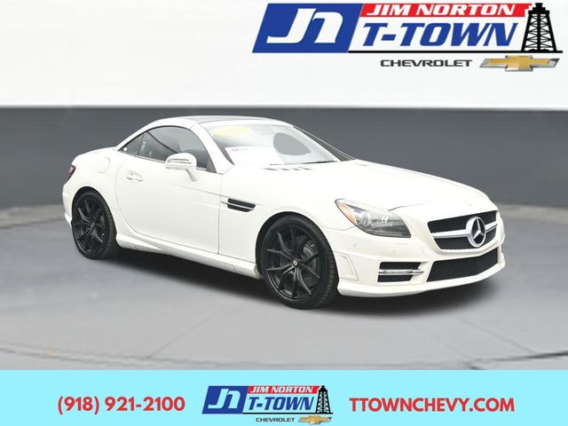 White 2013 Mercedes-Benz SLK Convertible Rear-Wheel Drive 7-Speed Automatic