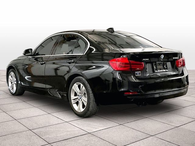 2018 BMW 3 Series 330i xDrive - 10