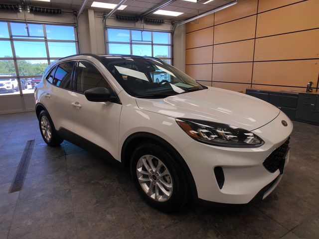 Oxford White 2022 Ford Escape SE FWD SUV / Crossover Front-Wheel Drive 8-Speed Automatic