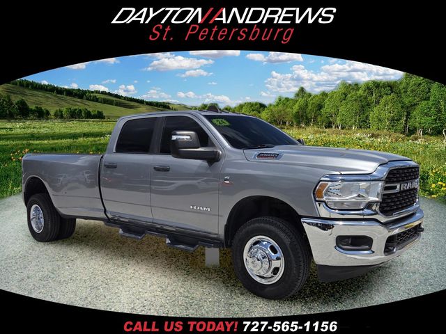 Billet Silver Metallic Clearcoat 2024 RAM 3500 Pickup Truck Four-Wheel Drive 6-Speed Automatic