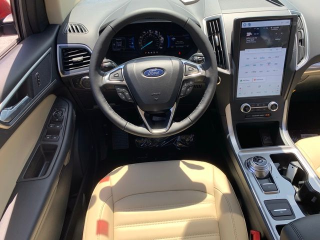 2024 Ford Edge SEL 14