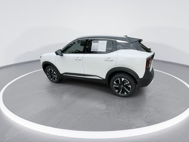 Used 2025 White Nissan SR image 5