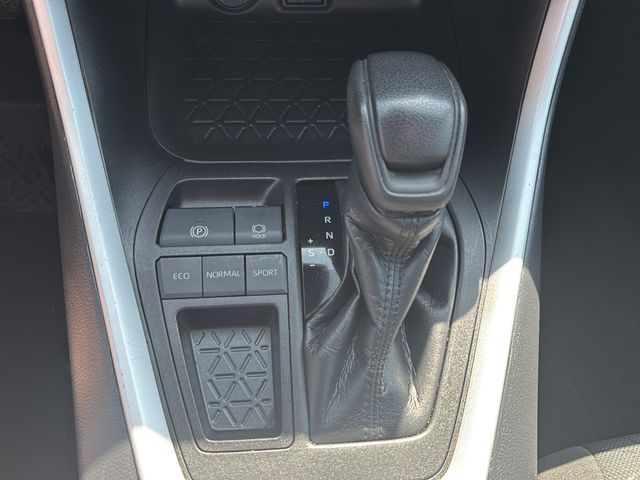 Used 2021 Toyota RAV4 SUV