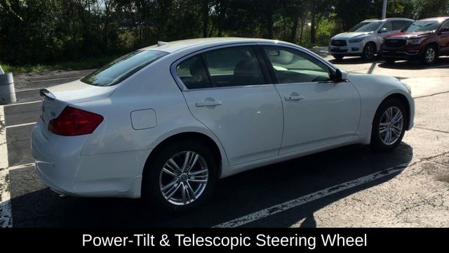 2013 INFINITI G37 X 8