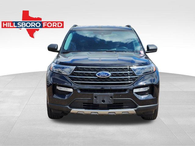 2023 Ford Explorer XLT 2