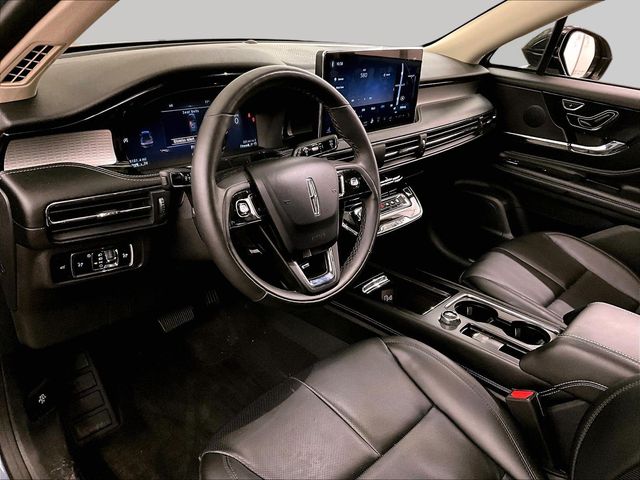 2023 Lincoln Corsair Standard - 11