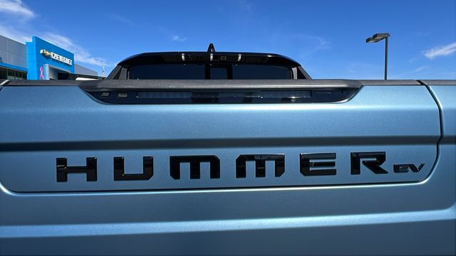 2024 GMC Hummer EV Pickup 3X 14