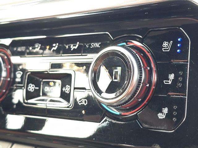 Photo of 2024 GMC Sierra 1500 Denali Ultimate in Dallas, GA - 40,  2024 GMC Sierra 1500 Denali Ultimate:43800A