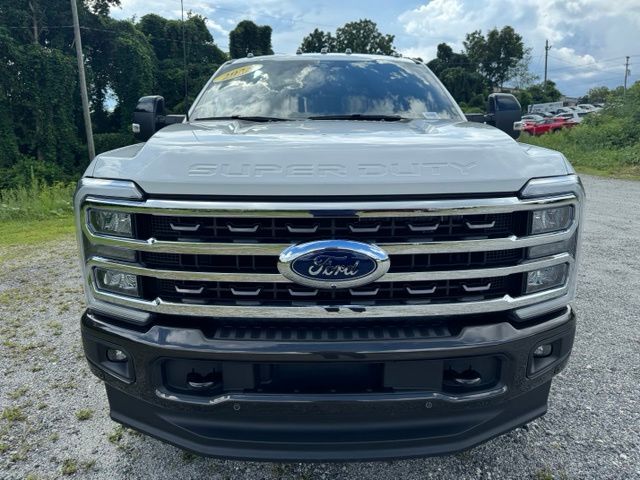 Used 2025 White Ford King Ranch image 2