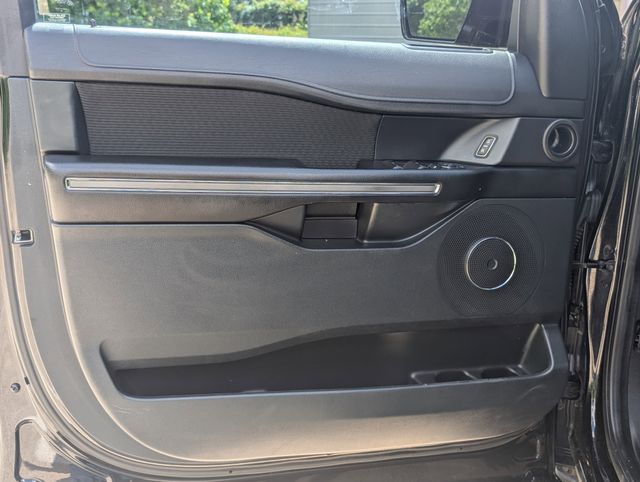 2021 Ford Expedition XLT Black at AutoSavvy Houston Southwest