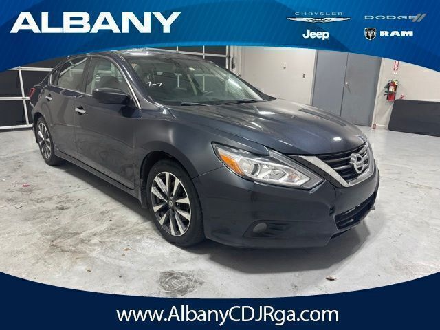  2017 Nissan Altima 2.5 SV   