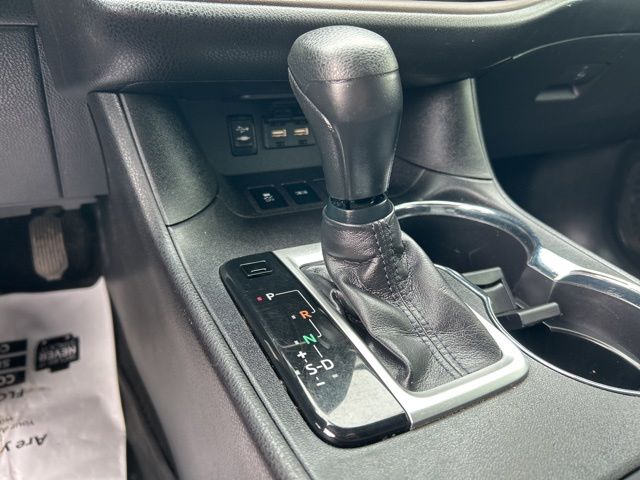 used 2019 Toyota Highlander car, priced at $23,999