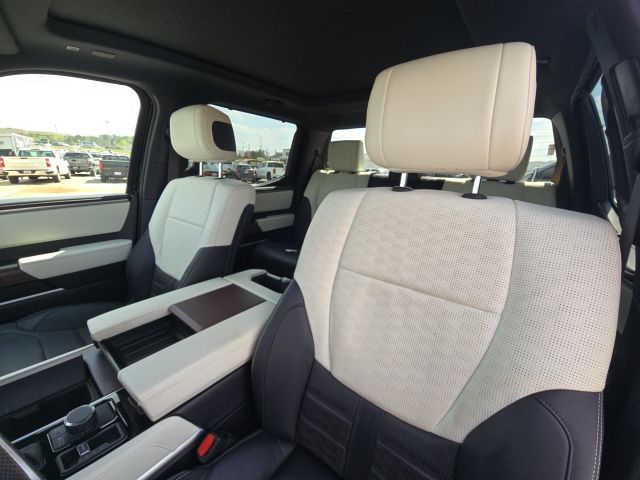 2022 Toyota Tundra Hybrid Capstone:168720A